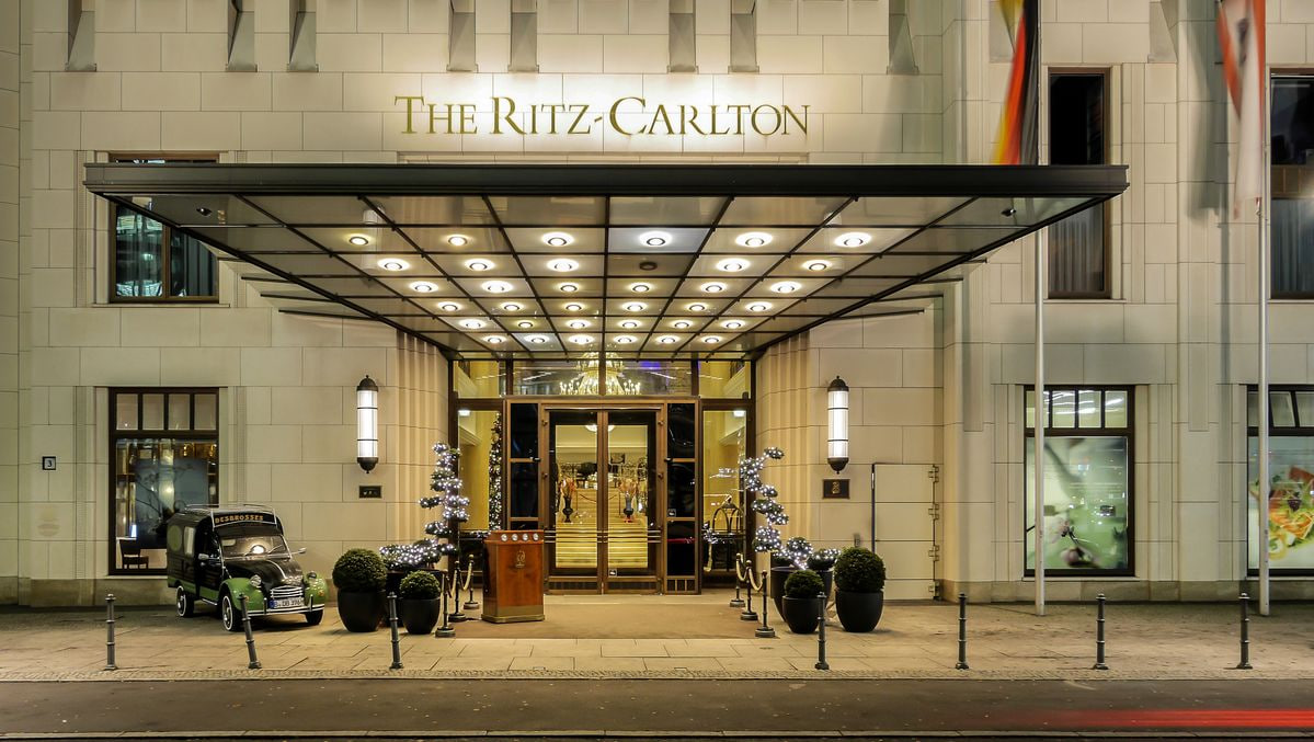 The Ritz-Carlton hotel Mewah